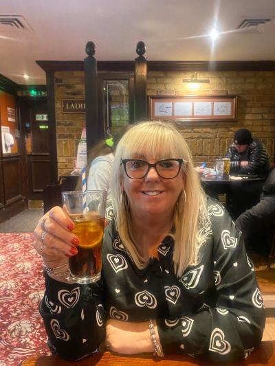 Make New Friends Abridge, Shirley, 61 years old