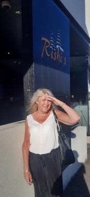 Make New Friends Arbroath, Lesley, 69 years old