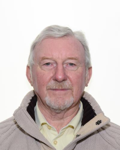 Make New Friends Aylesbury, Brian, 76 years old