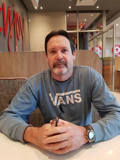 Make New Friends Aylesbury, Mal, 55 years old