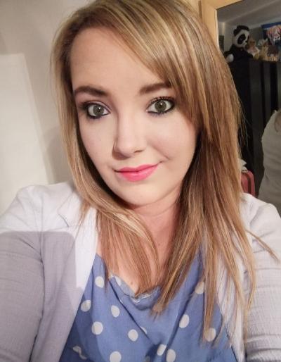 Make New Friends Ayr, Amber, 33 years old
