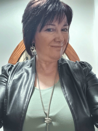 Make New Friends Banbury, Helen, 57 years old