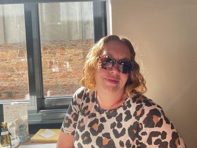 Make New Friends Barnsley, Helen, 42 years old