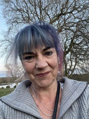 Make New Friends Basingstoke, Deborah, 57 years old