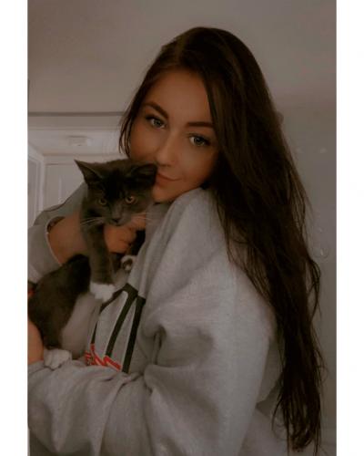 Make New Friends Bath, Sasha, 27 years old