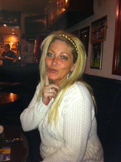 Make New Friends Belfast, Kelly, 52 years old