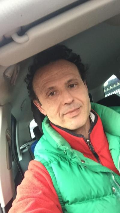 Make New Friends Belfast, Ricardo, 49 years old