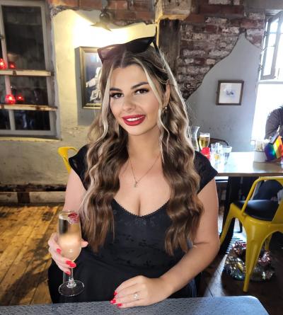 Make New Friends Belfast, Amber, 27 years old