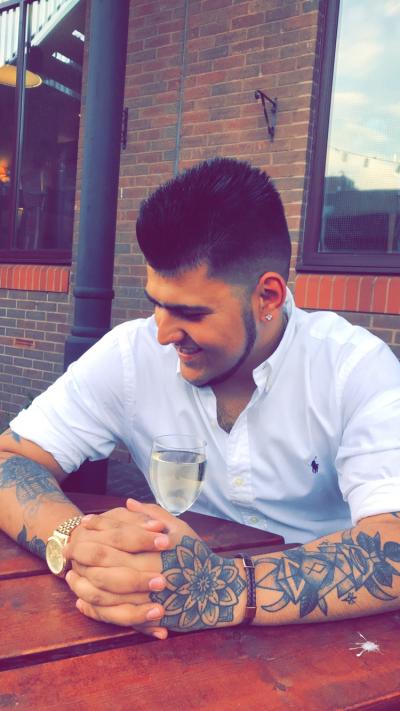 Make New Friends Birmingham, Sully, 29 years old