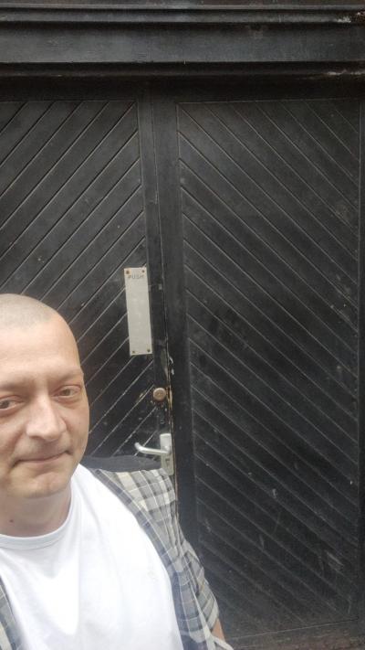 Make New Friends Blackpool, Airz, 39 years old