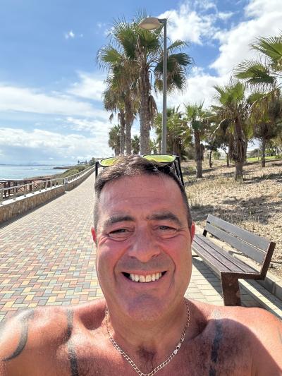 Make New Friends Blandford Forum, Dean, 57 years old