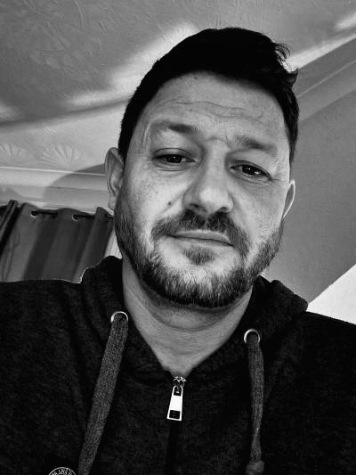 Make New Friends Bournemouth, Peter, 45 years old