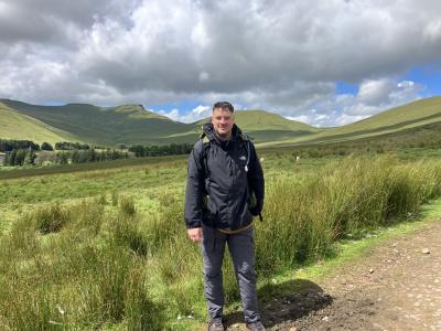 Make New Friends Bridgend, Mid Glamorgan, Tomas, 45 years old