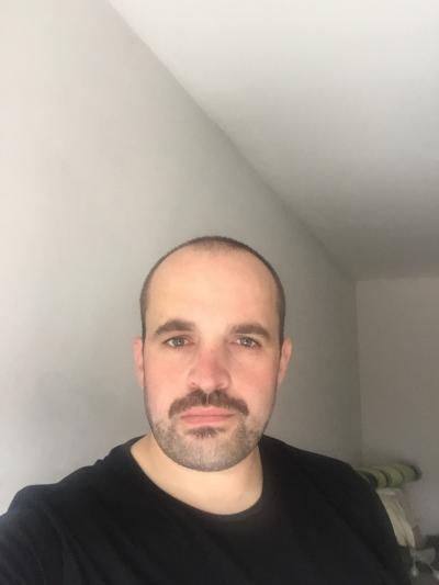 Make New Friends Bruton, Jonathan, 41 years old