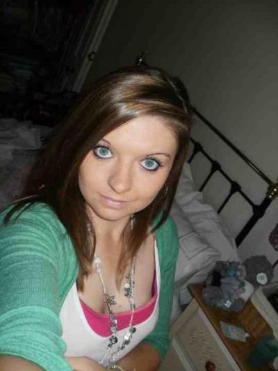 Make New Friends Burton Latimer, Laura, 34 years old