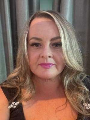 Make New Friends Burton on Trent, Scarlet, 50 years old