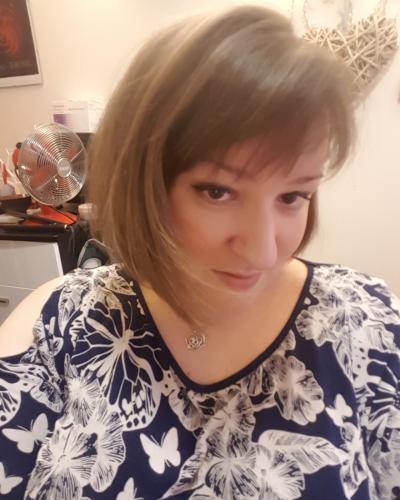 Make New Friends Canterbury, Lauren, 40 years old