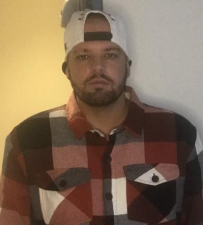 Make New Friends Cardiff, Neo, 34 years old