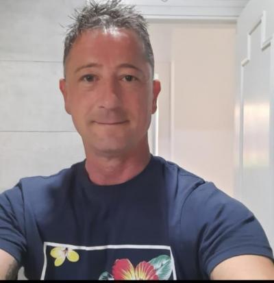 Make New Friends Carshalton, Charlie, 55 years old