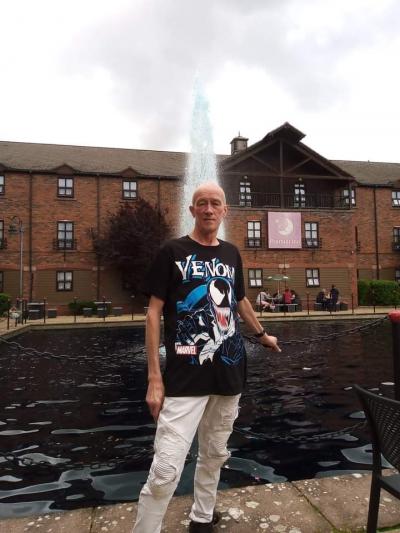 Make New Friends Central Milton Keynes, Dean, 60 years old