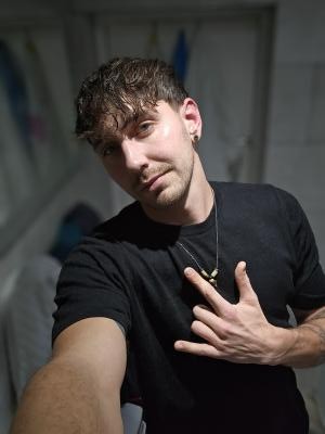 Make New Friends Chatham, Joe, 32 years old