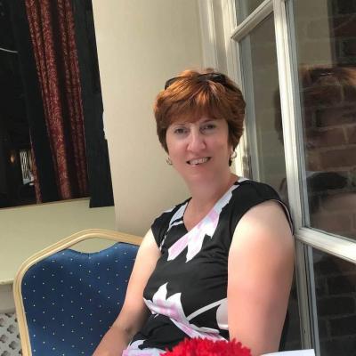 Make New Friends Chelmsford, Liz, 57 years old