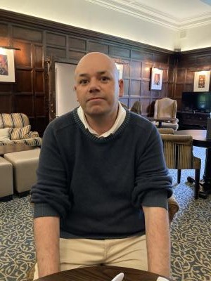 Make New Friends Cheltenham, Tom, 46 years old