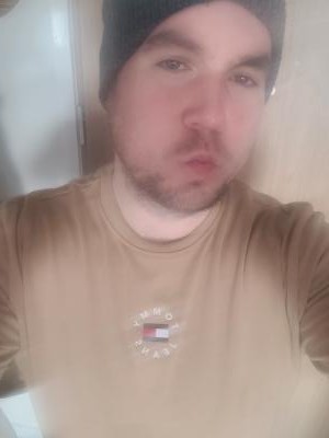 Make New Friends Sutton, Daniel, 36 years old