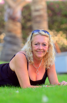 Make New Friends Chester, Janette, 58 years old