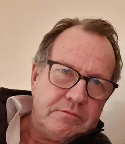 Make New Friends Chichester, Paul, 67 years old