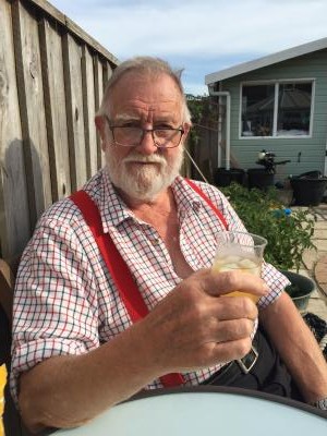 Make New Friends Cowes, Stephen, 79 years old