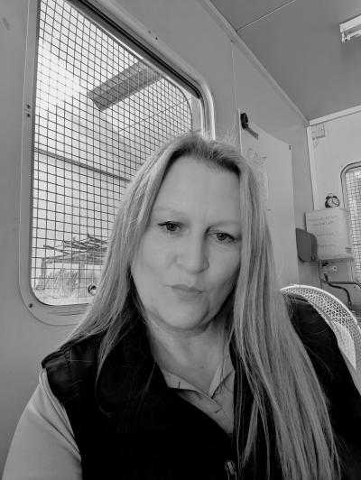 Make New Friends Crowborough, Alison, 63 years old