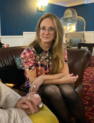 Make New Friends Danbury, Bea, 38 years old