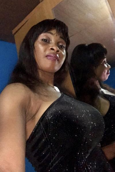 Make New Friends Derby, Bonita, 44 years old