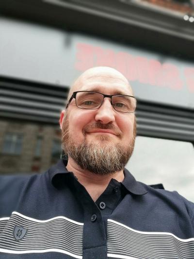 Make New Friends Doncaster, South Yorkshire, Gary, 44 years old
