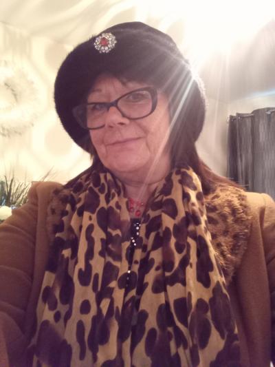 Make New Friends Dundee, Helen, 64 years old