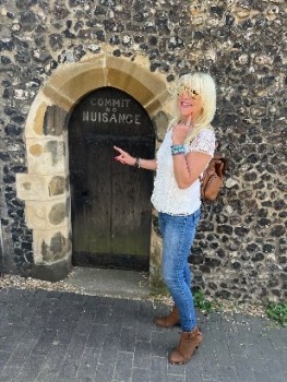 Make New Friends Dunstable, Suz, 54 years old