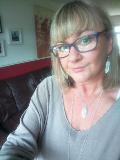 Make New Friends Edinburgh, Stephanie, 53 years old