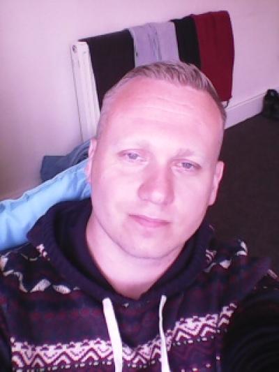 Make New Friends Ellesmere Port, Bryan, 42 years old