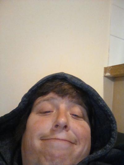 Make New Friends Ellesmere Port, Louise, 46 years old