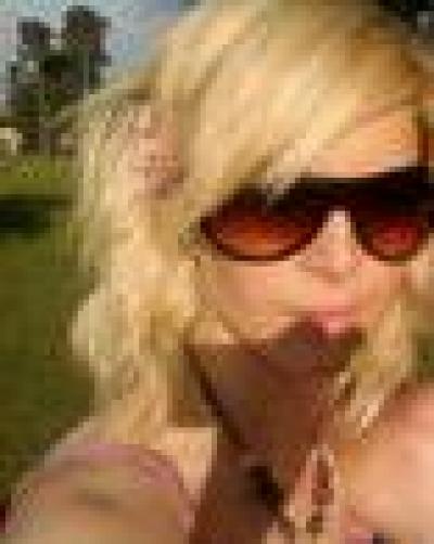 Make New Friends Farnham, Rebecca, 37 years old