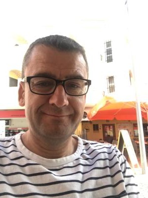 Make New Friends Featherstone, Gareth, 50 years old