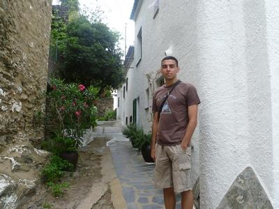 Make New Friends Finsbury, Antoine, 37 years old