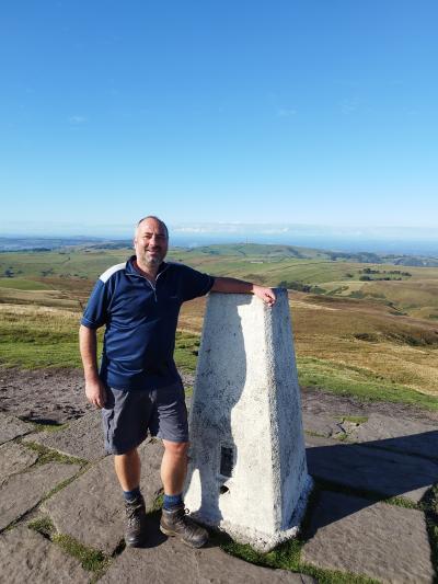 Make New Friends Foulridge, Mark, 47 years old
