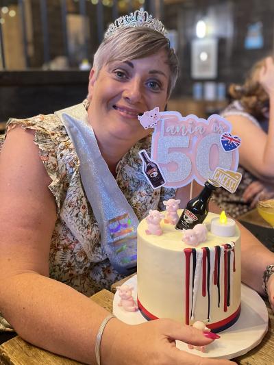 Make New Friends Gravesend, Tania, 53 years old