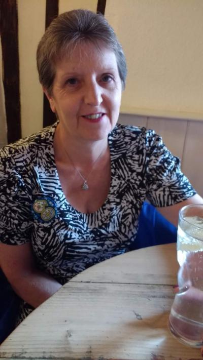 Make New Friends Great Holland, Joy, 68 years old