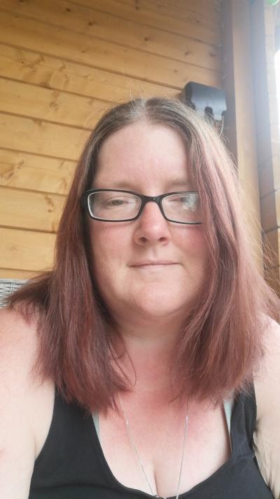 Make New Friends Grimsby, Donna, 42 years old