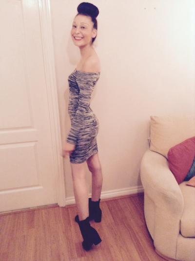 Make New Friends Hainault, Hannah, 32 years old