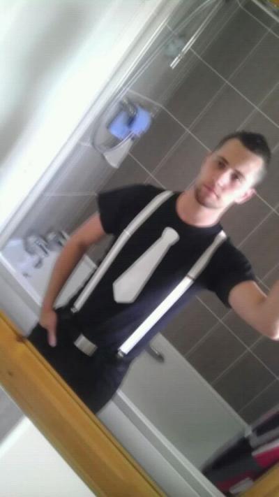 Make New Friends Hartlepool, Stevie, 37 years old