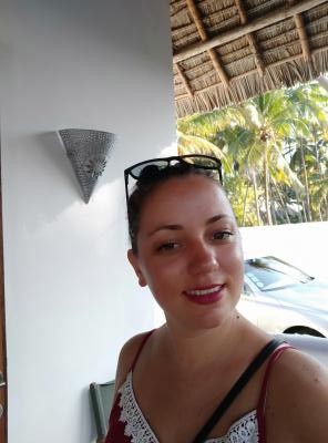 Make New Friends Hastings, Grace, 36 years old